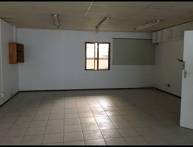 174M² WAREHOUSE SOLD IN GLEN ANIL